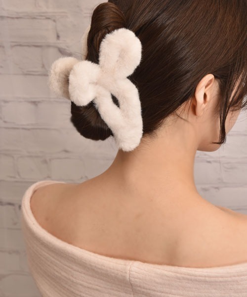 Mayree ヘアクリップ 「float」もこもこ フェイクファー リボン バンス