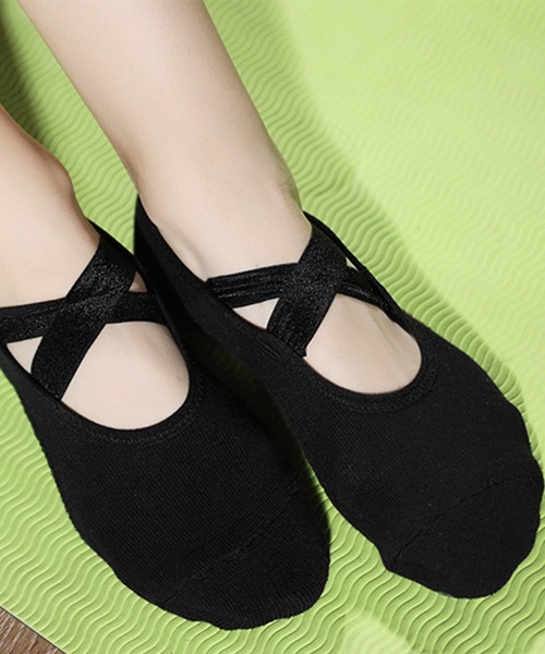 DAY CLOSET 靴下 滑り止め付きクロスバンドヨガソックス レディース