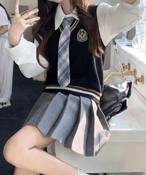 MAISON DE THERESE（メゾン ド テレーズ） ベスト ジレ Vネックニット