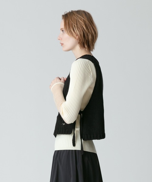 【美品】allureville バルキーコットン オープンジレ 白 透かし編み allureville - 【美品】allureville バルキーコットン オープンジレ 白