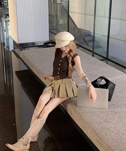 gossip!ロサンゼルス スカート ベルト付きティアード プリーツ