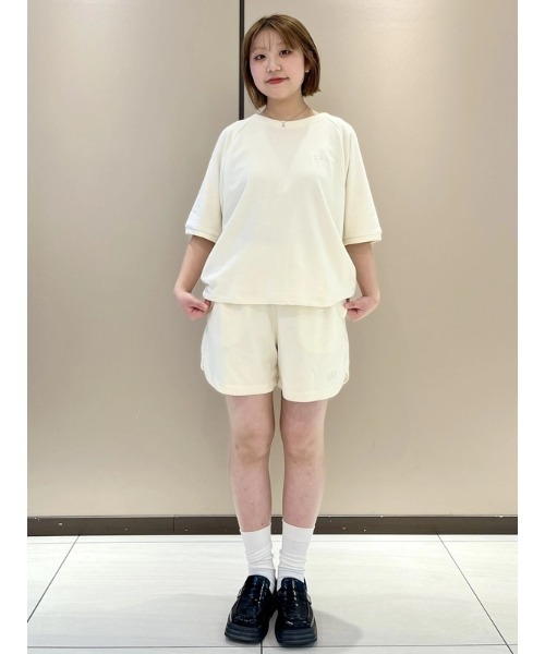 GAP ホワイト トレーナー・ショートパンツ セットアップ L GAP ホワイト トレーナー・ショートパンツ セットアップ L Gap
