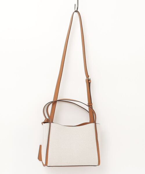 GUESS（ゲス） ショルダーバッグ バッグ NICOLETTE Small Girlfriend