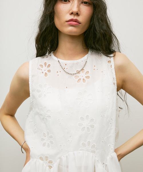 ブラウス シャツ Cutwork tiered frill blouse / カットワーク