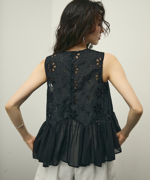 ブラウス シャツ Cutwork tiered frill blouse / カットワーク