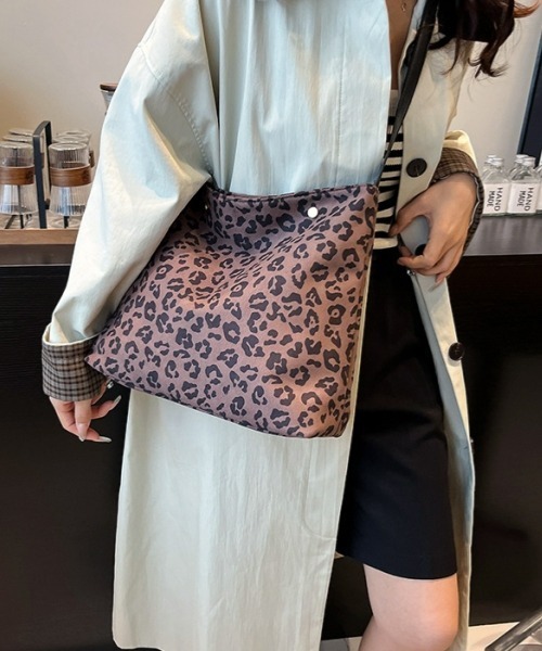 gossip!ロサンゼルス ショルダーバッグ バッグ Y2Kレオパード柄