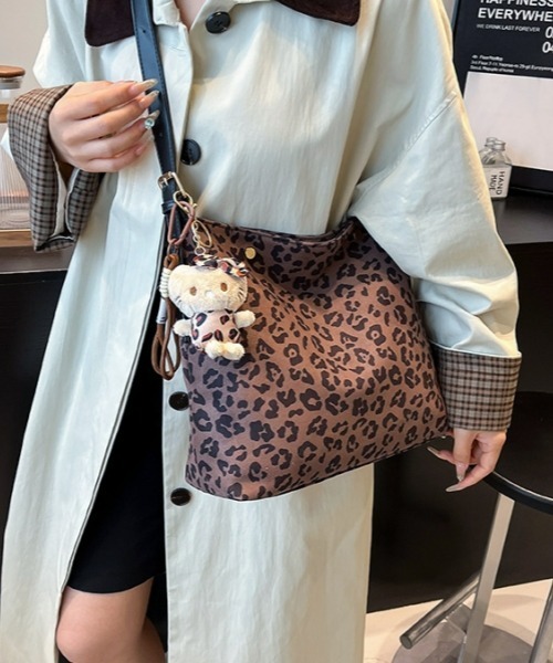 gossip!ロサンゼルス ショルダーバッグ バッグ Y2Kレオパード柄