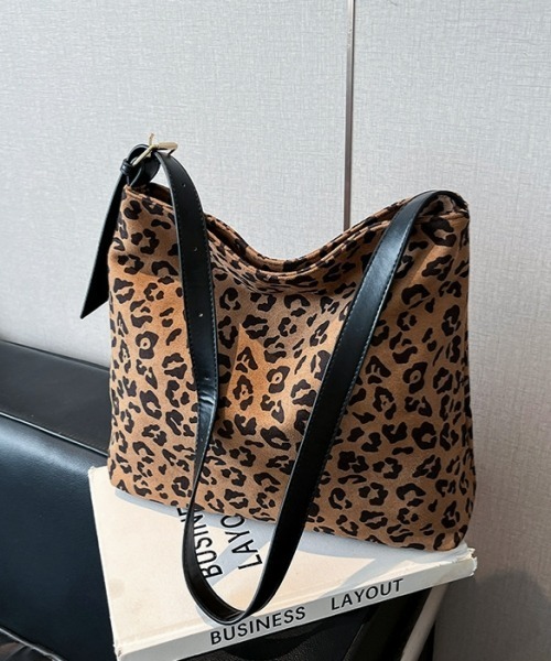 gossip!ロサンゼルス ショルダーバッグ バッグ Y2Kレオパード柄
