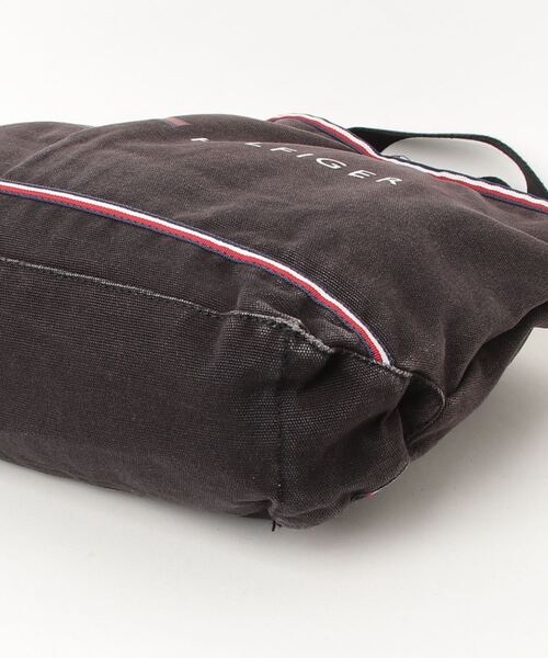 TOMMY HILFIGER（トミー・ヒルフィガー） ハンドバッグ FREE ブラック