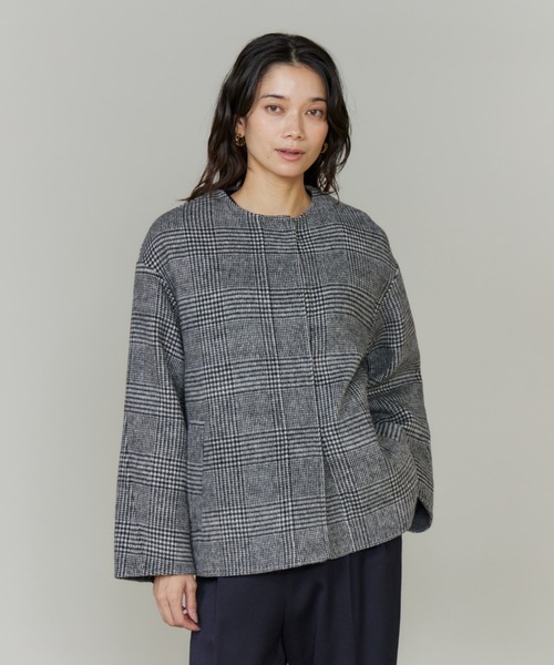 INED グレー　コート INEDのコートを使った銀座三越SUPERIOR CLOSET GINZAのスタッフ