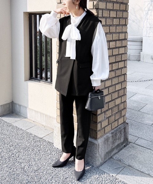 reca（レカ） セットアップ ノーカラーベスト×テーパードパンツ2点