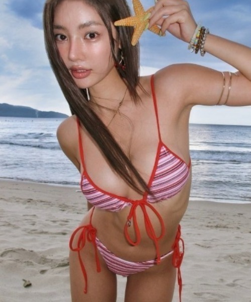 Cherie Monaクロシェリボンボーダービキニ Cherie Mona（水着）のフリマアイテム一覧