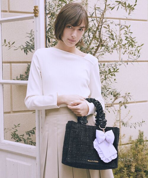 Maison de FLEUR（メゾンドフルール） トートバッグ ツイードフリル