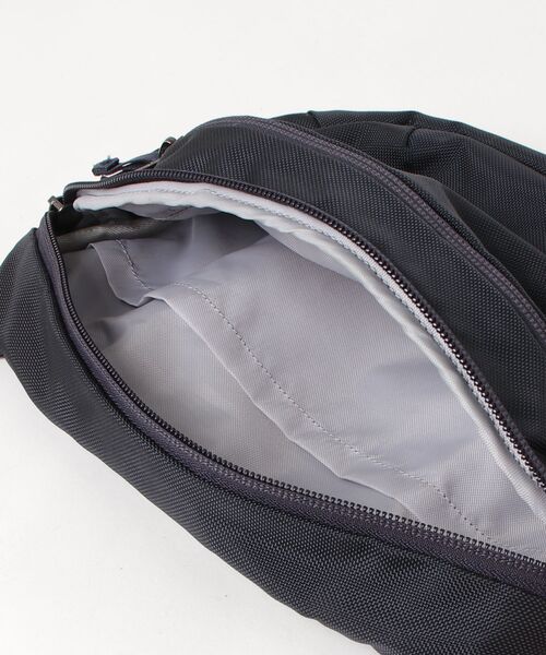 ARC'TERYX（アークテリクス） ワンポイントショルダーバッグ