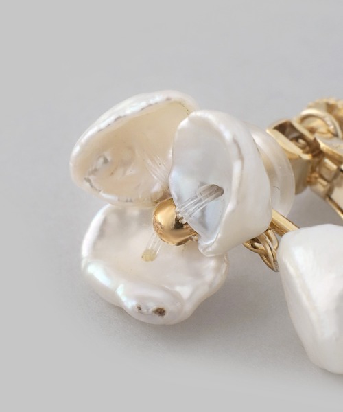 ANEMONE（アネモネ） イヤリング パールフラワーロングイヤリング