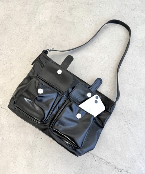 Loueme ショルダーバッグ バッグ ダブルフラップポケットベルト