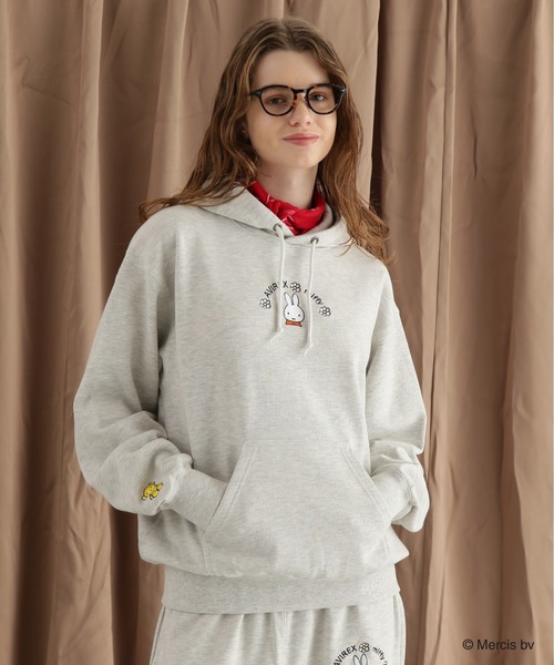パーカー miffy オーバーサイズパーカー レディース miffy オーバーサイズパーカー｜パーカー｜トップス｜MIIA