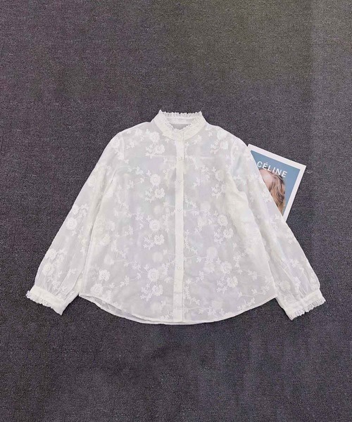 アリスアンドオリビア Mサイズ刺繍 総柄 花柄 ギャザー シャツ ブラウス 白 アリスアンドオリビア Mサイズ刺繍 総柄 花柄 ギャザー シャツ ブラウス 白