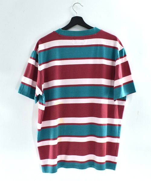 GUESS（ゲス） tシャツ 「USED」GUESS ロゴ マルチボーダー Tシャツ