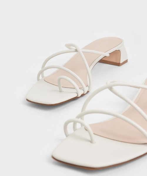 CHARLES ＆ KEITH サンダル ストラッピートゥリング / Strappy