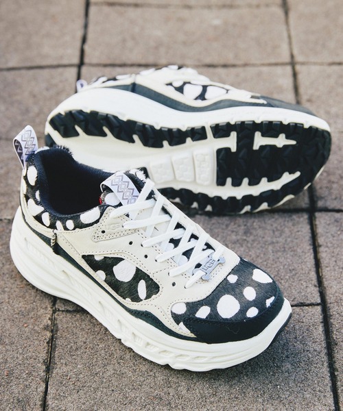 スニーカー UGG CA805 DALMATIAN / アグ ダルメシアン 【SP 【新作入荷!!】 ダルメシアン スニーカー ハラコ 24cm 1度試着のみ ugg スニーカー