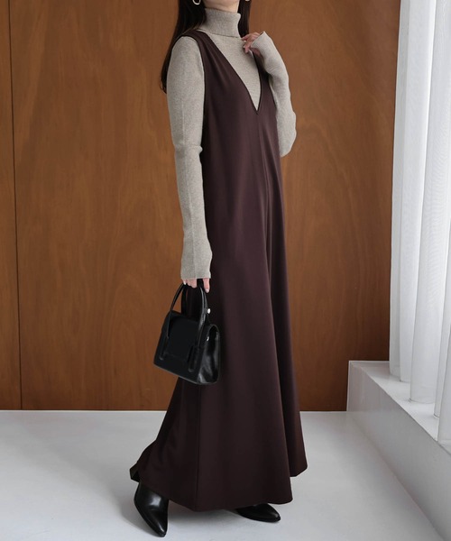 未使用級ꕥ アベニールエトワール ギャザー切替Ｖネックワンピース 洗える フレア 新作入荷情報〈ジャガードギャザー切替ワンピース〉 | m-i-d