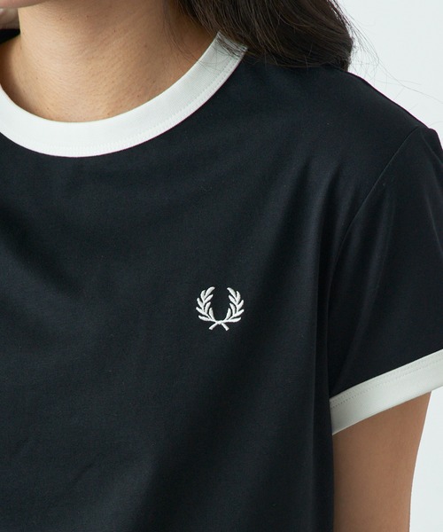 FRED PERRY Cropped Ringer T-Shirt ネイビー Fred Perry cropped ringer T-shirt in navy | ASOS