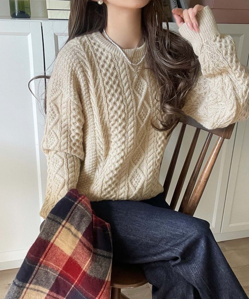 カシミヤ混 アランニット ケーブルニット 黒 肉厚 ローゲージ ドゥロワー カシミヤ混 アランニット ケーブルニット 黒 肉厚