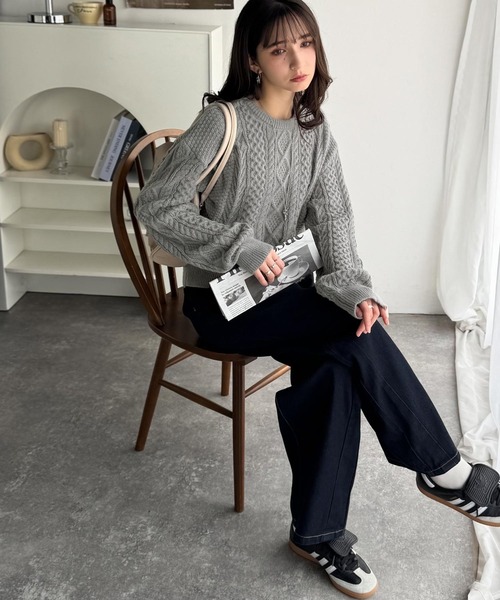 カシミヤ混 アランニット ケーブルニット 黒 肉厚 ローゲージ ドゥロワー カシミヤ混 アランニット ケーブルニット 黒 肉厚