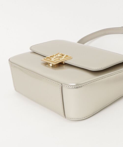 ▲極美品 アルマーニエクスチェンジ AXロゴ 2WAYショルダー ハンドバッグ ARMANI EXCHANGE ハンドバッグ 「A|X アルマーニ エクスチェンジ」AX