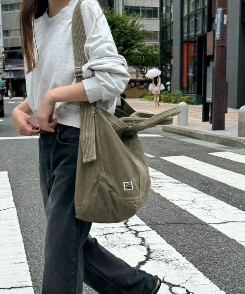 「CANAL JEAN」 「TRIFFER」2WAYバッグ ONE SIZE カーキ レディースの画像