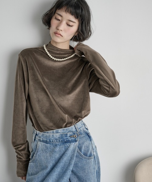 トップス yo THE Yon tシャツ ハイネックフィンガーホールカフベロアトップス