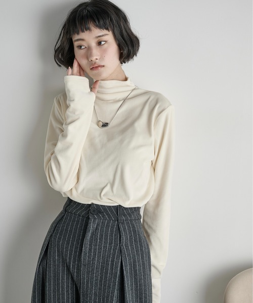THE Yon tシャツ ハイネックフィンガーホールカフベロアトップス