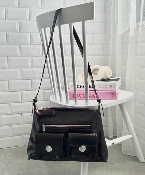 Loueme ショルダーバッグ バッグ バックルダブルポケットショルダー