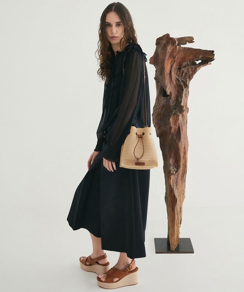 台湾 CHARLES&KEITH Ida ニットバケツバッグ CHARLES ＆ KEITH ショルダーバッグ バッグ Ida アイダ ニット