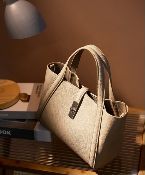 ショルダーバッグ バッグ 「 NiiNa / ニーナ 」高品質牛革 2way 