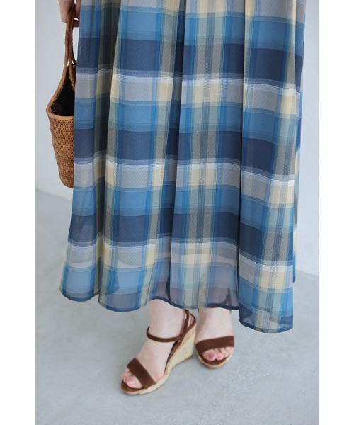 cawaii ワンピース 流線タックの涼やかチェックミディアムワンピース