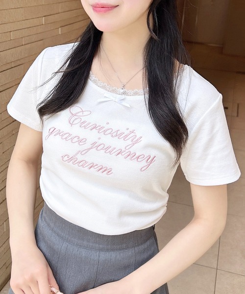 tシャツ サイドギャザープリントTEEシャツ レディース INGNI tシャツ サイドギャザーリボン付ロゴレースリブトップス