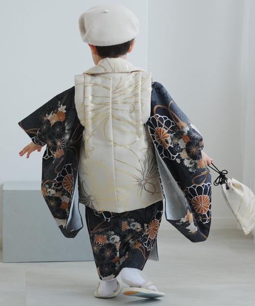 utataneひよこ商店　七五三３歳用被布コートセット 男の子 ベージュ金彩墨黒 utatane 着物 七五三3歳用被布コートセット 男の子 ひよこ商店