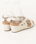 「UGG」 ヒールサンダル 24cm ホワイト...の詳細画像1