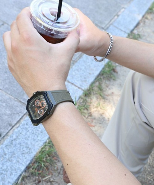 腕時計 「Ice-Watch アイスウォッチ」ICE boliday アイスボリデイ　-Plastic - Medium - MT メンズの画像