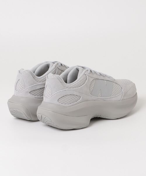 「New Balance」 ローカットスニーカー 24.0cm グレー レディースの画像