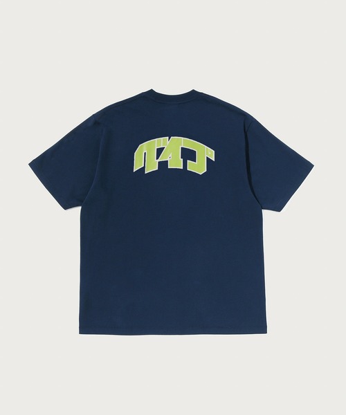 A BATHING APE（アベイシングエイプ） tシャツ A BATHING APE LOGO
