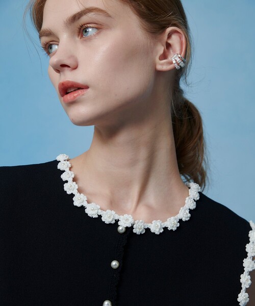 ニット セーター 「LOULOU WILLOUGHBY」クロッシェフラワートリミングプルオーバー レディースの画像
