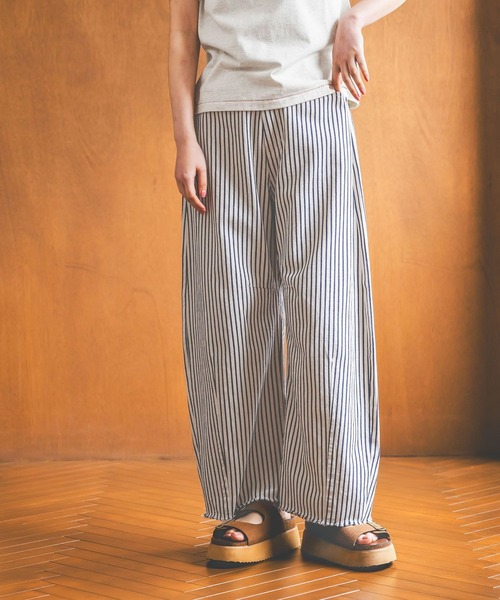 ワイドパンツ ジーンズ デニム デニムパンツ セルフカットカーブパンツ　デニムパンツ レディースの画像