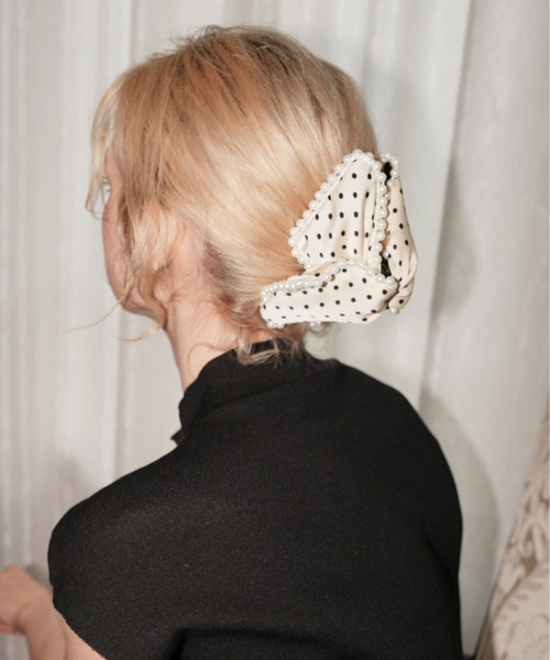 IMARI ヘアクリップ 「 IMARI / イマリ 」 ドット 三角 ヘアクリップ