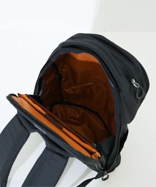 新品　グレゴリー　バックパック　ルーヌ22 カーボンブラック　リュックデイパック GREGORY デイバック リュック RHUNE 22 / ルーヌ22 カーボン
