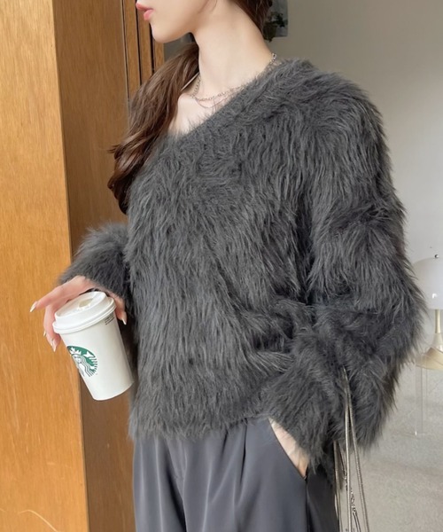 Ada. ニット セーター 長毛 フェザーヤーン Vネック シャギー ニット
