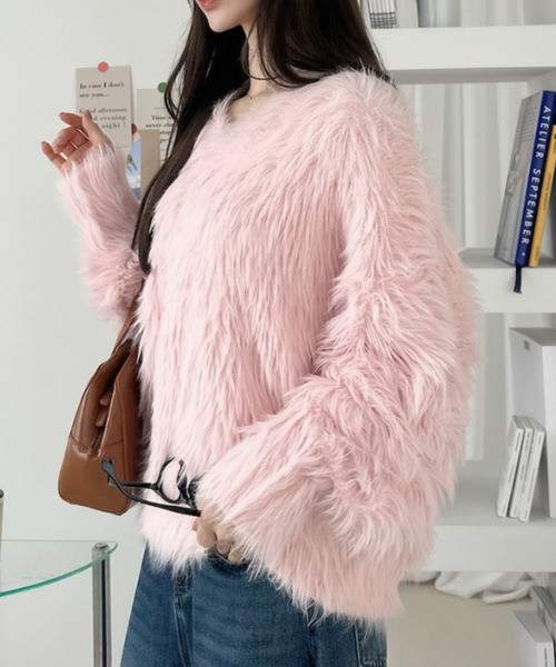 Ada. ニット セーター 長毛 フェザーヤーン Vネック シャギー ニット
