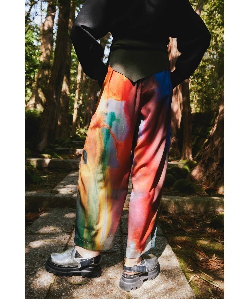 OMMO（オーエムエムオー） パンツ EVOLVE PRINT PT レディース